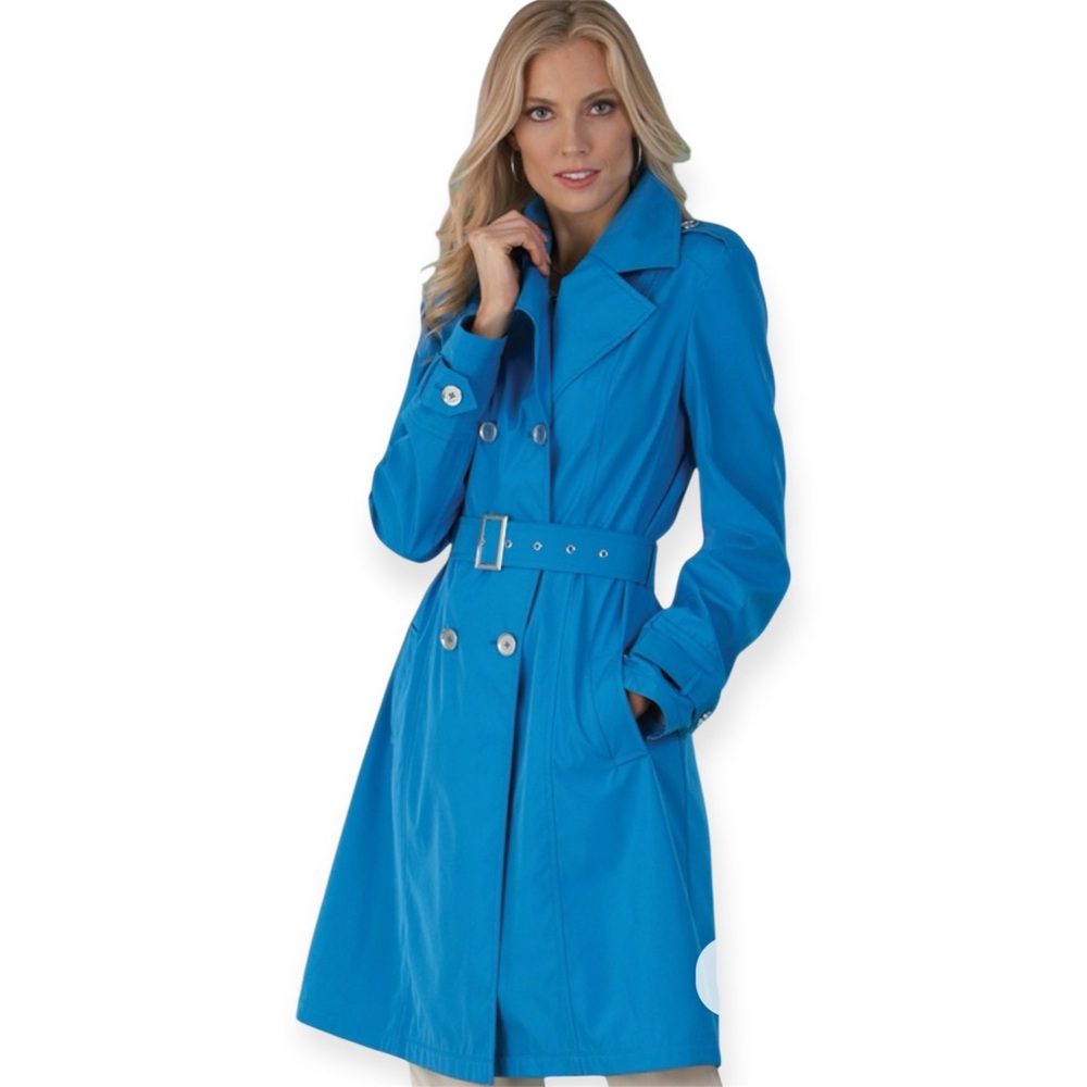 Woman’s Long Tall Legs Trench Coat
